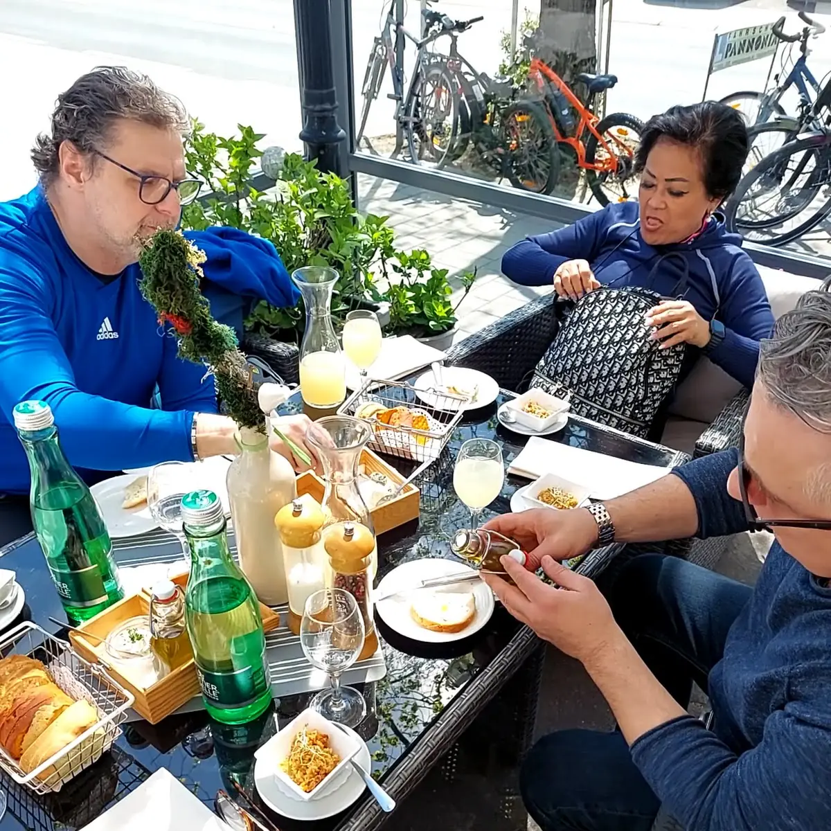 Essen und Trinken photo 2