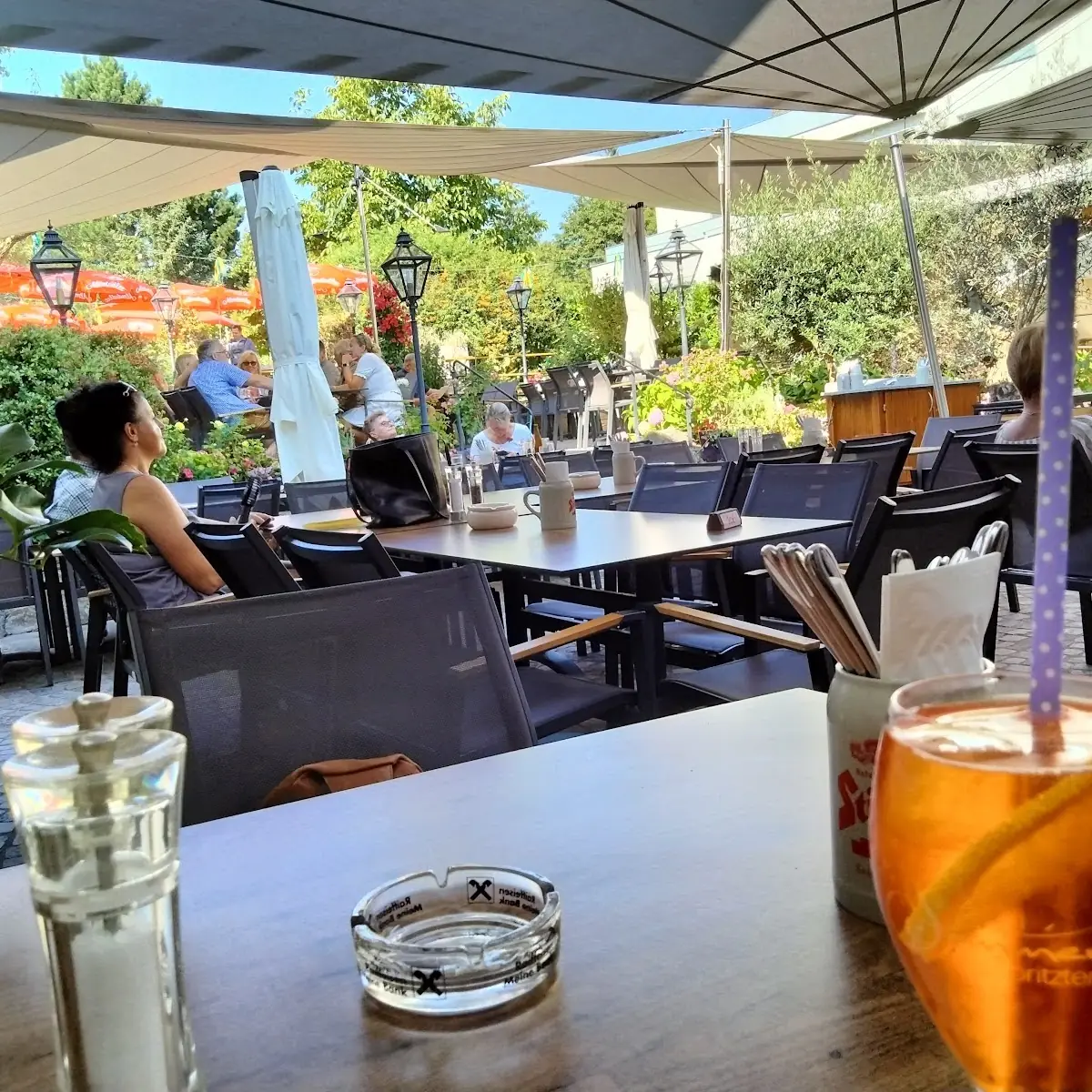 Essen und Trinken photo 3