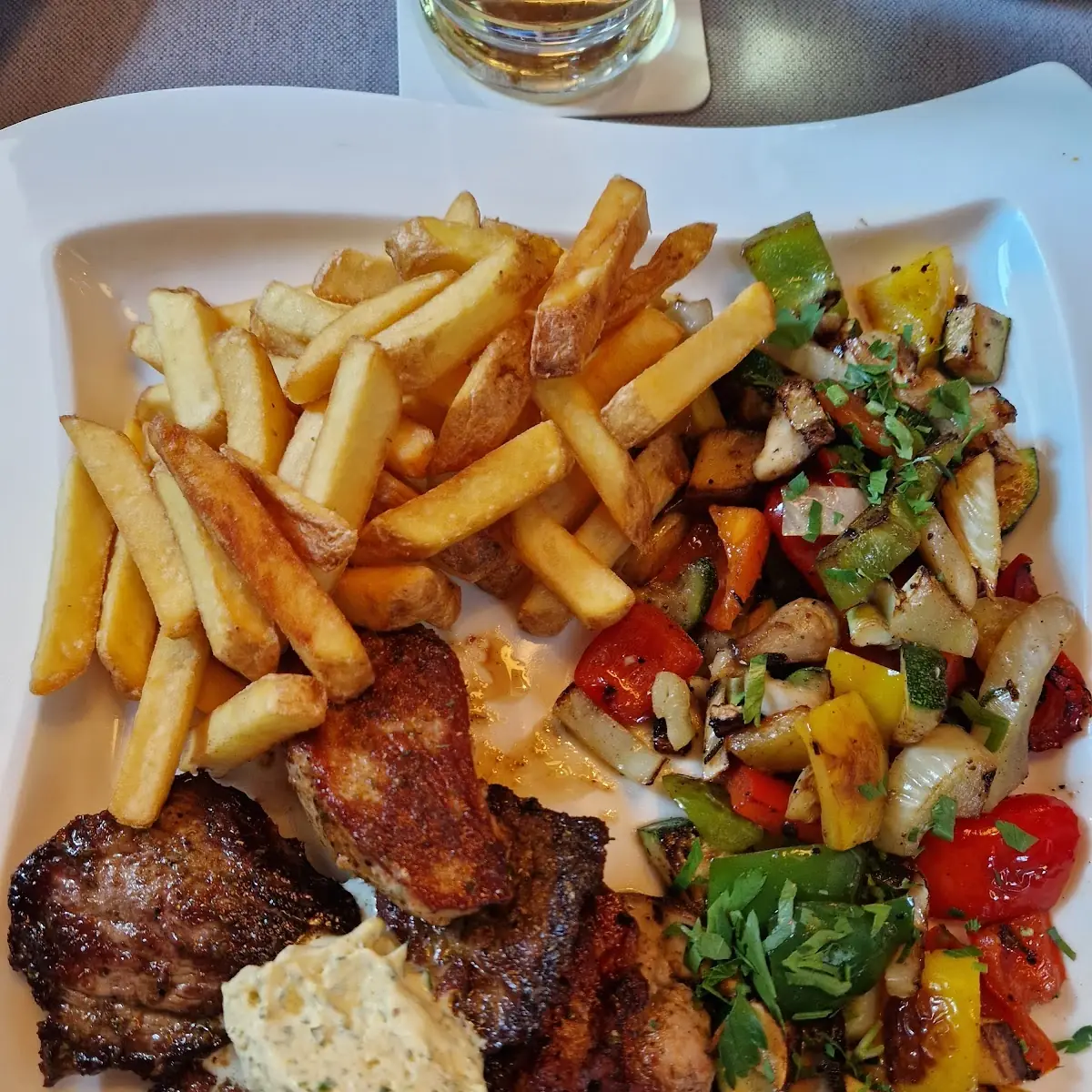 Essen und Trinken photo 2