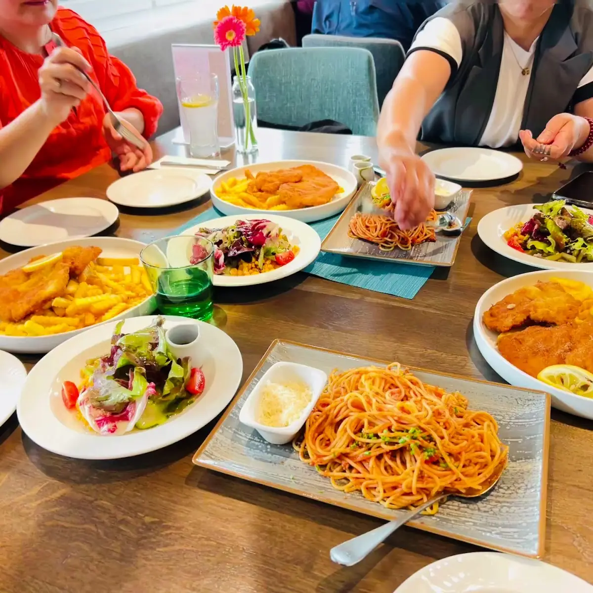 Essen und Trinken photo 2
