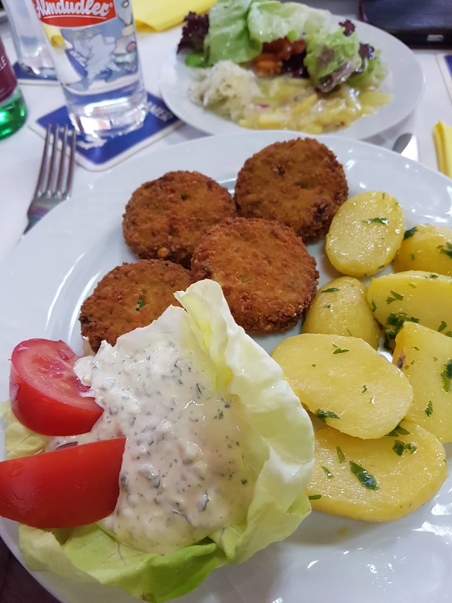Essen und Trinken photo 2
