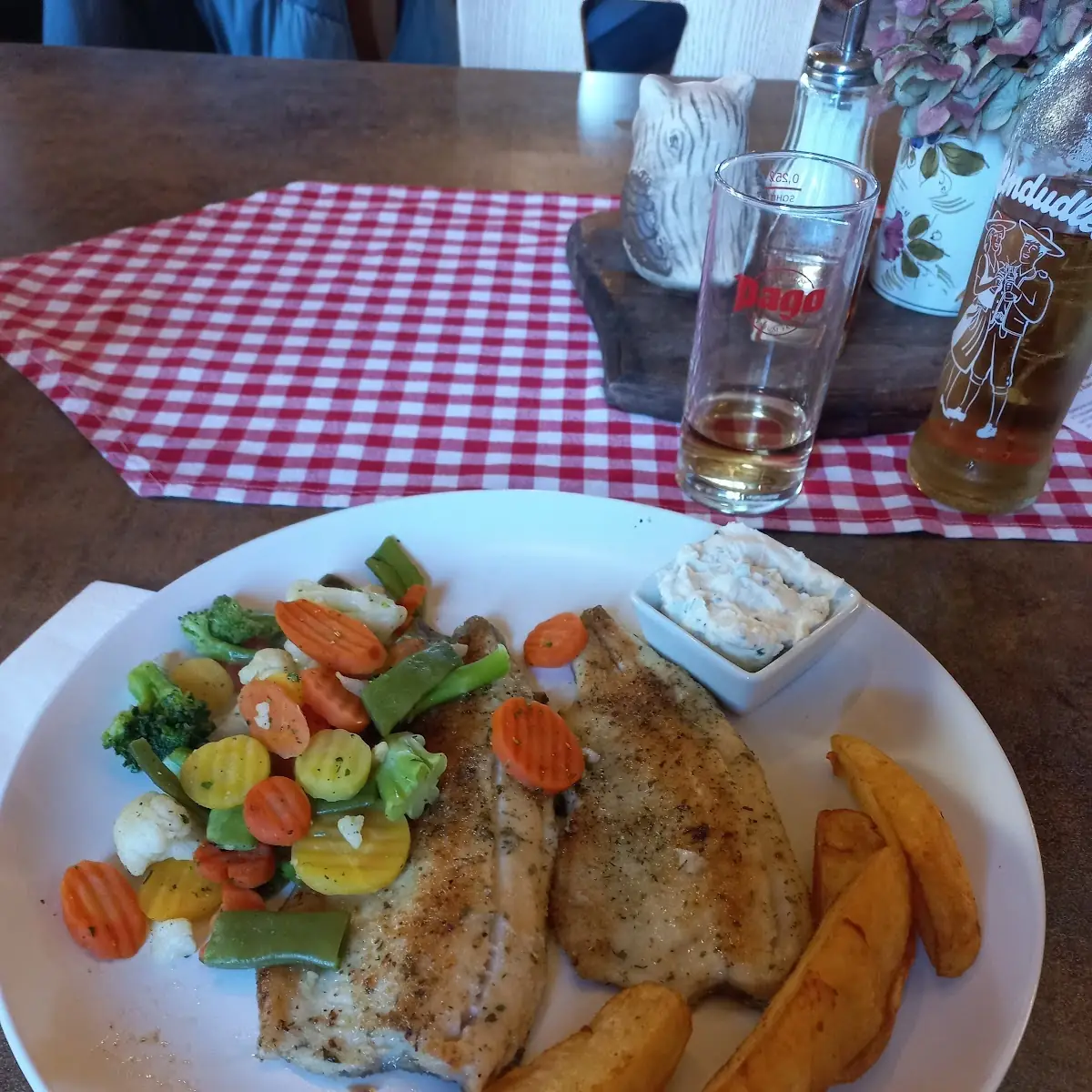 Essen und Trinken photo 3