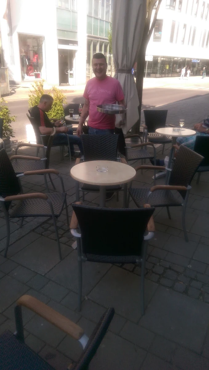 Cafe Queen Titelbild