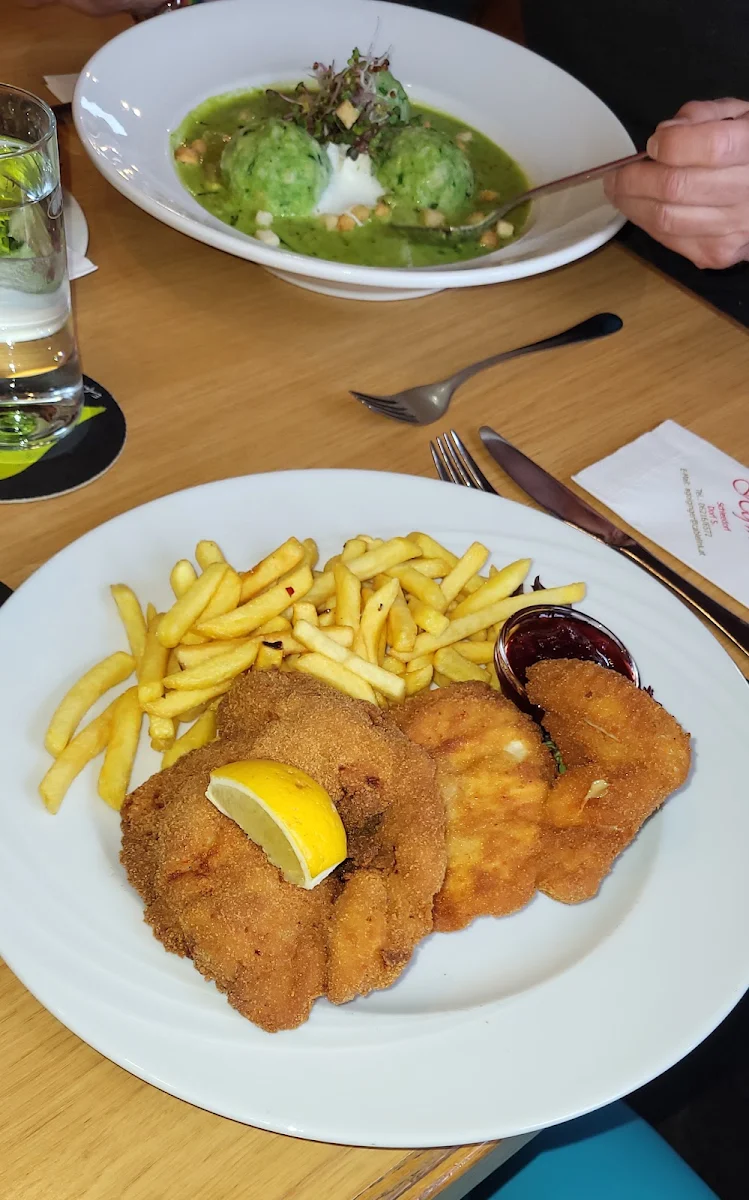Essen und Trinken photo 2