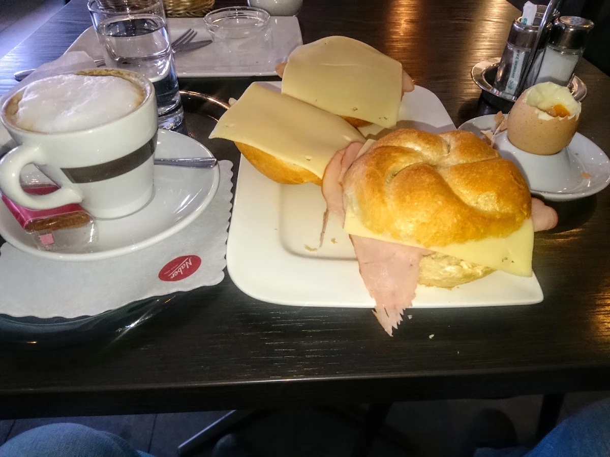 Essen und Trinken photo 2