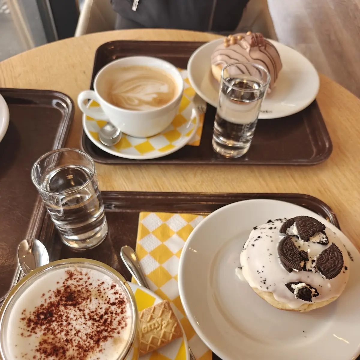 Essen und Trinken photo 1