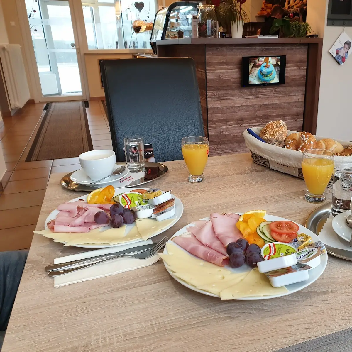 Essen und Trinken photo 3