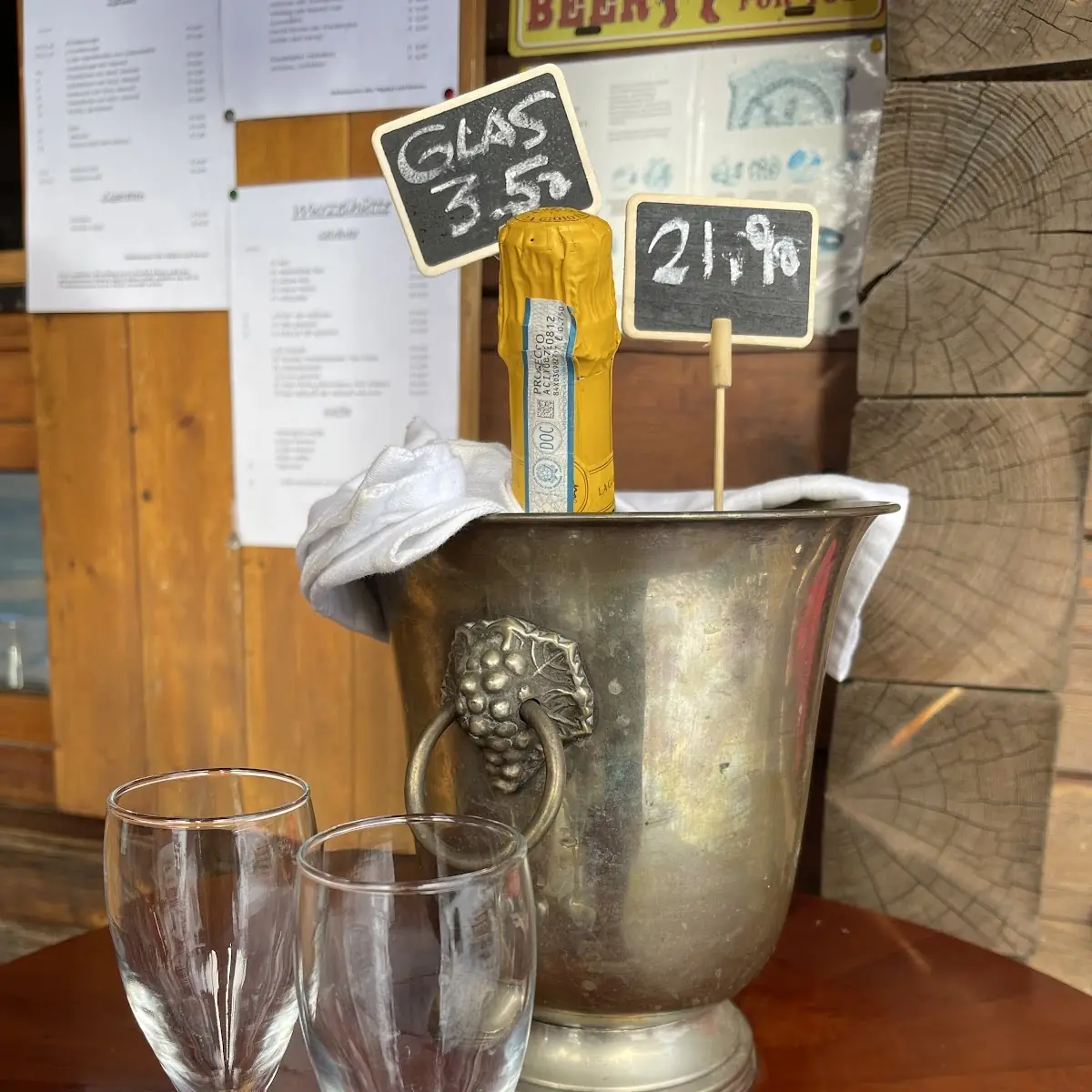 Essen und Trinken photo 2