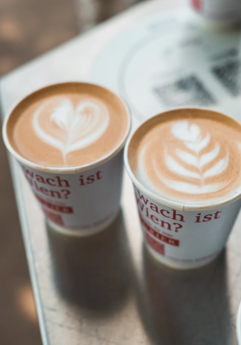 ESPRESSOMOBIL im Sigmund Freud Park, premium Barista Coffee to go Titelbild