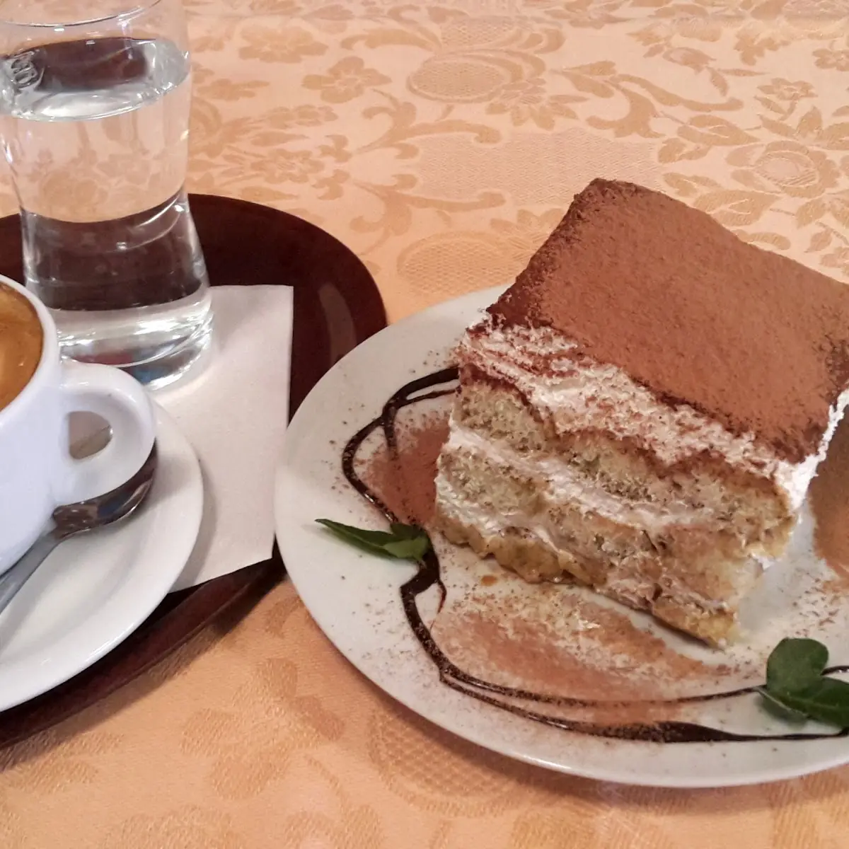Essen und Trinken photo 1