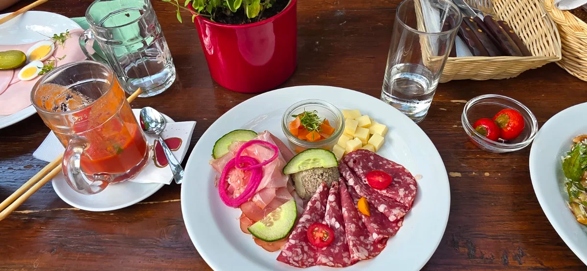 Essen und Trinken photo 2