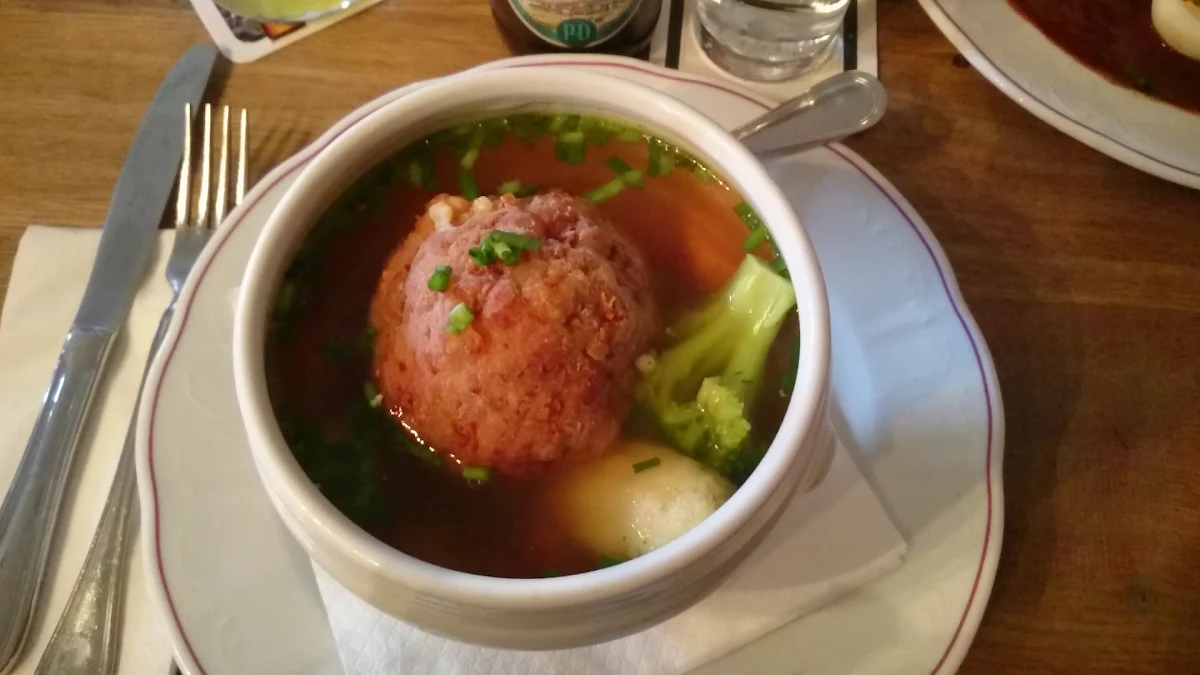 Essen und Trinken photo 2