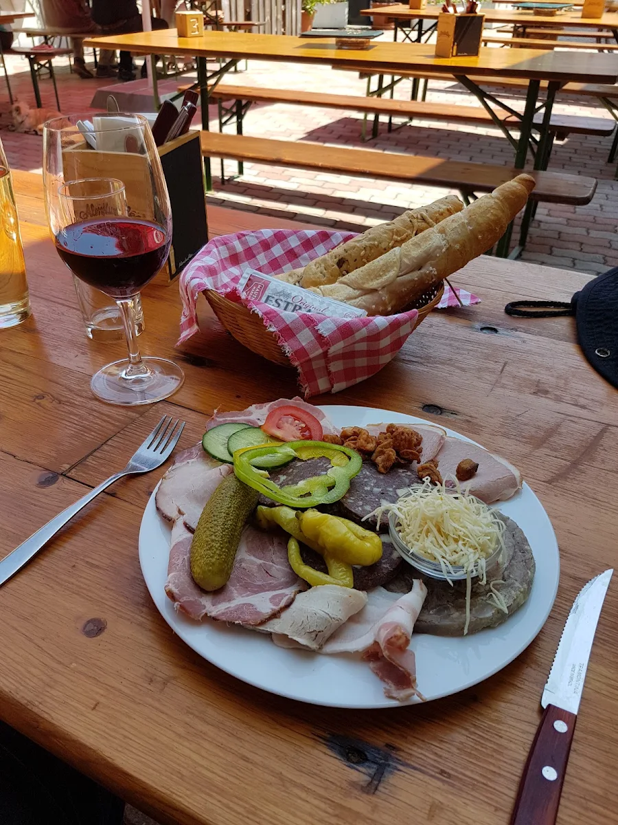 Essen und Trinken photo 3