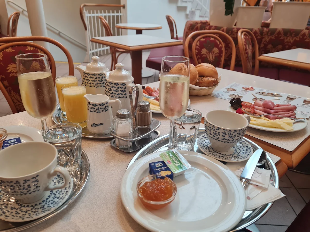 Essen und Trinken photo 2