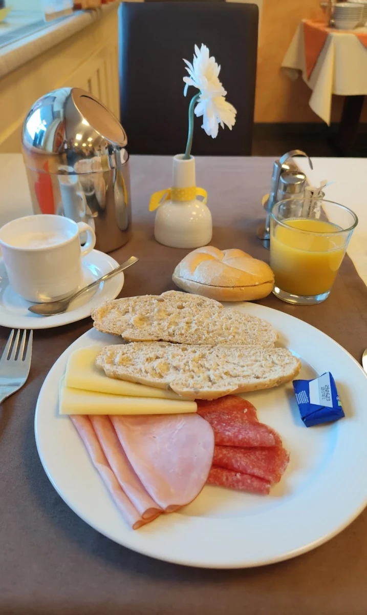 Essen und Trinken photo 3