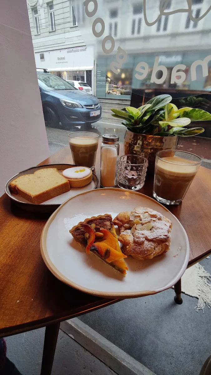 Essen und Trinken photo 4