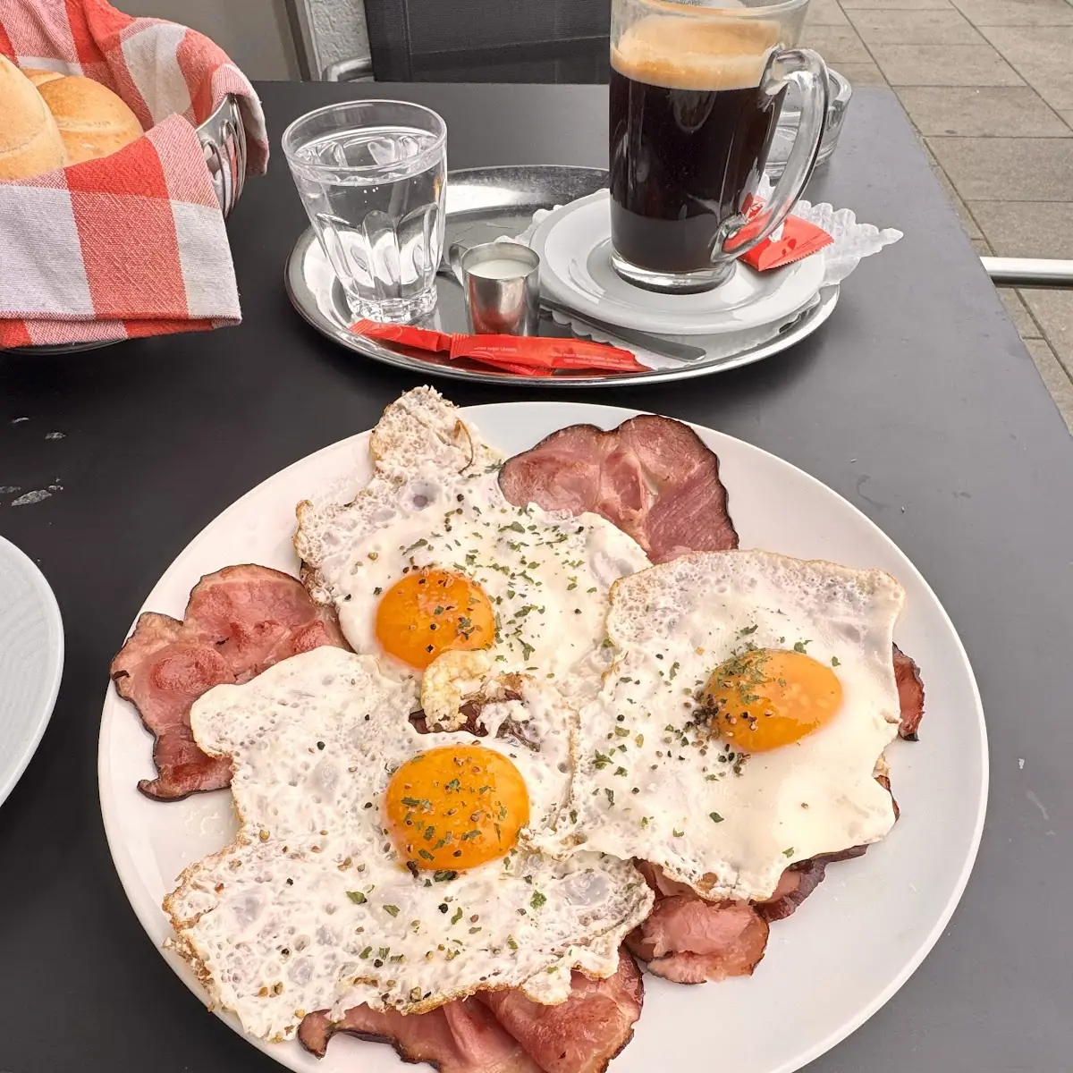 Essen und Trinken photo 5