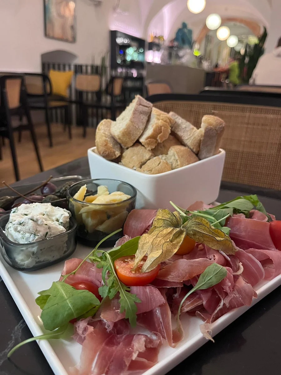 Essen und Trinken photo 1