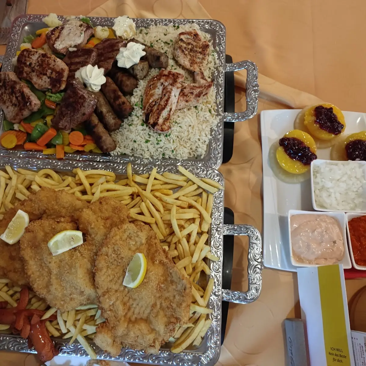 Essen und Trinken photo 3
