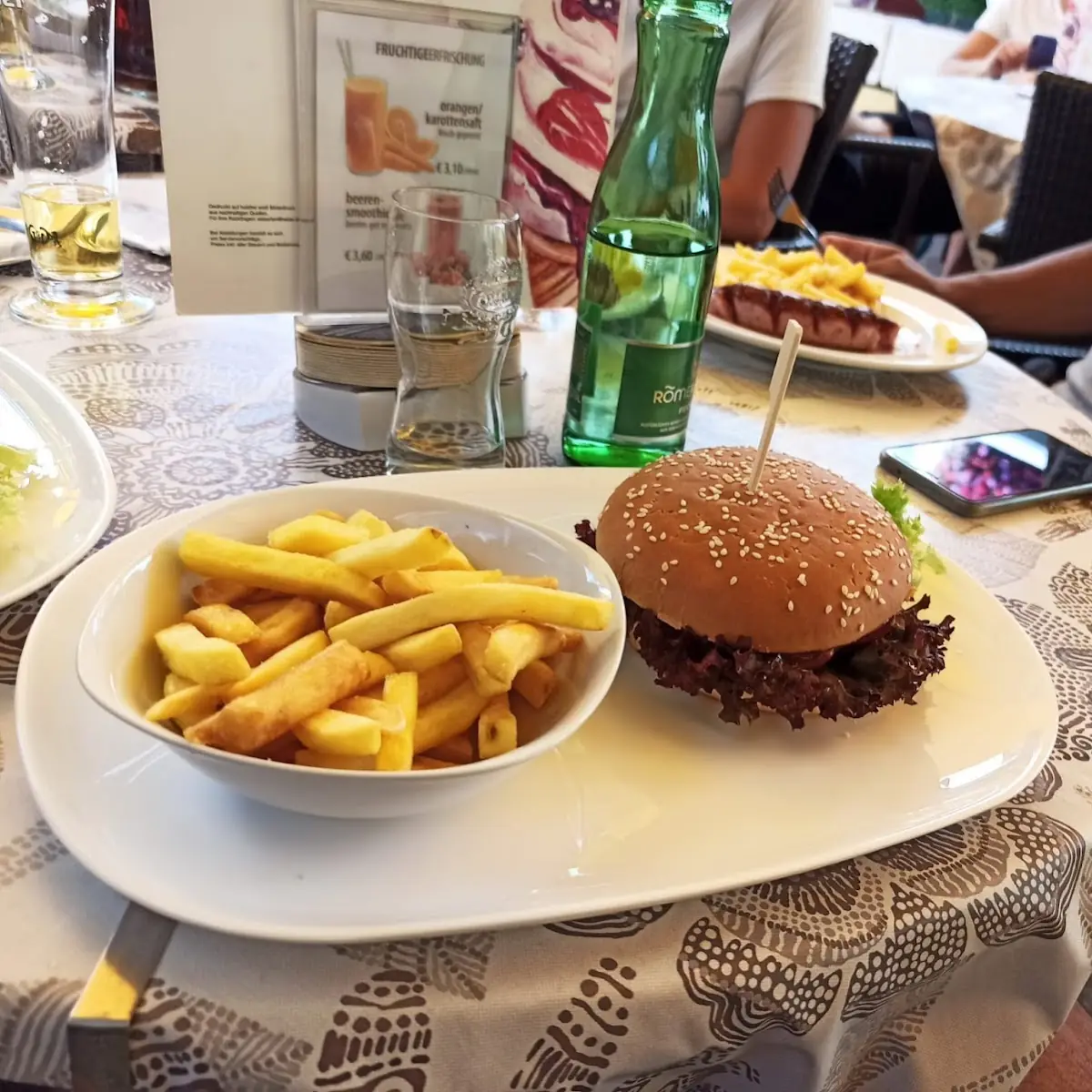 Essen und Trinken photo 2