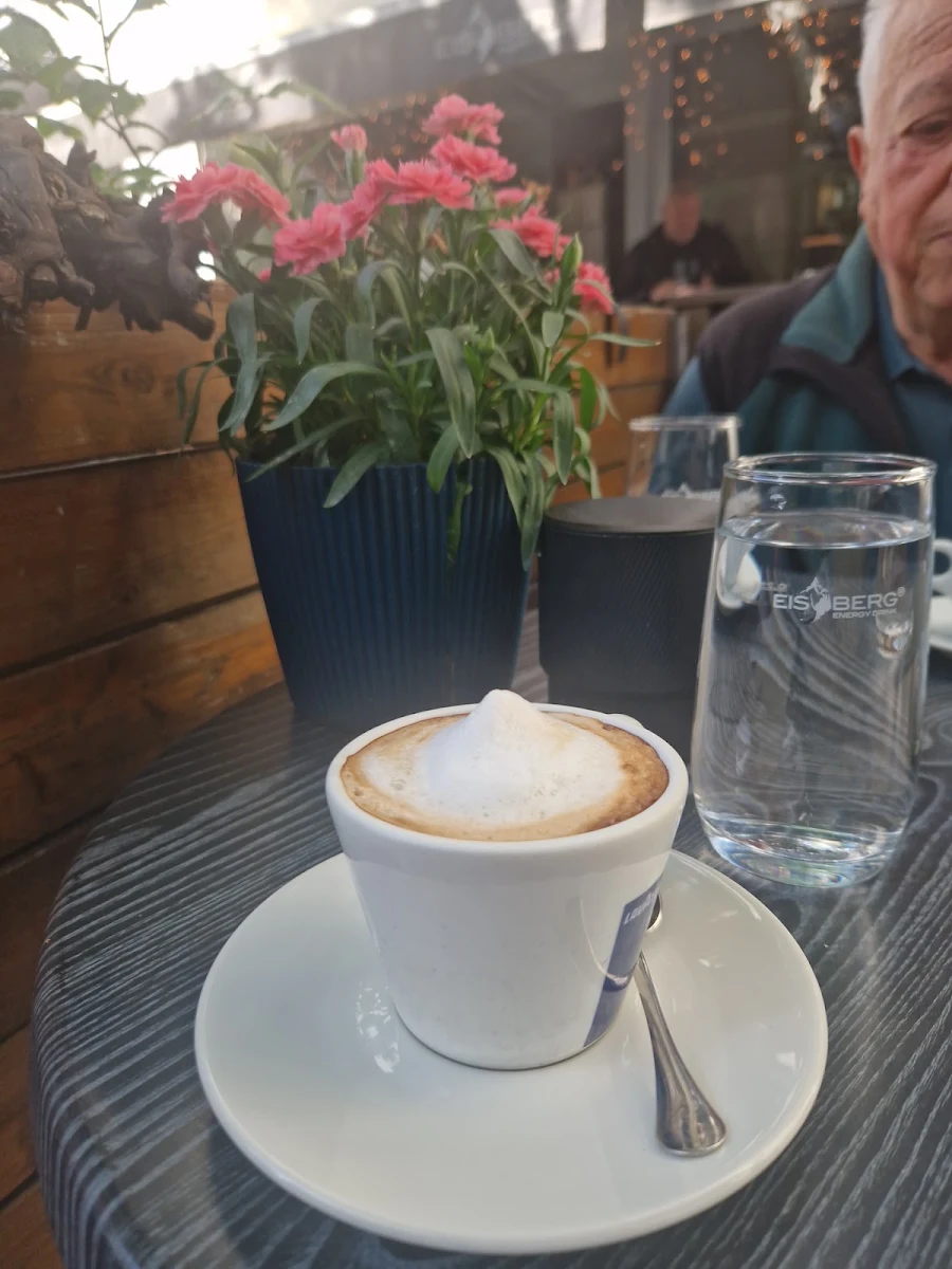 Essen und Trinken photo 1