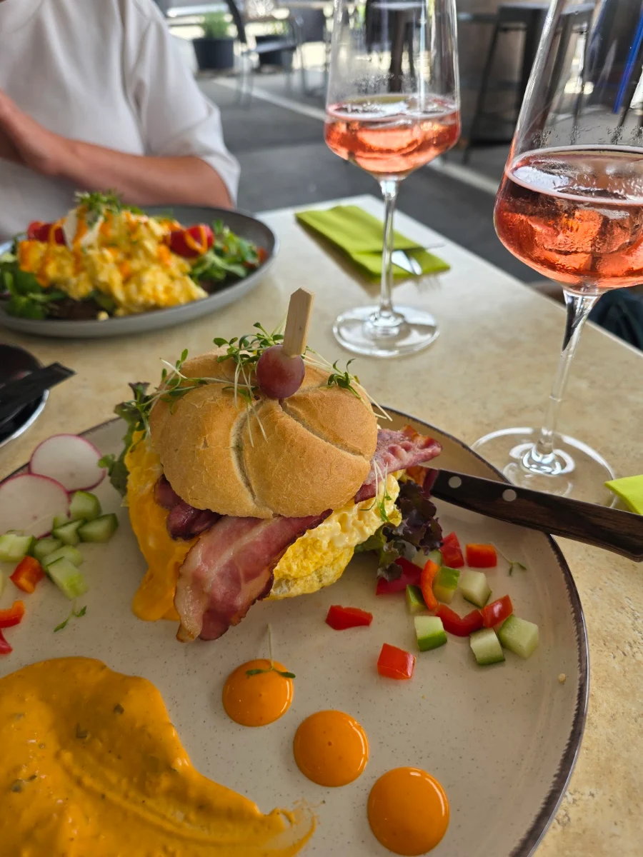 Essen und Trinken photo 3