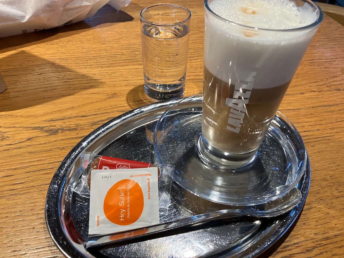 Essen und Trinken photo 1