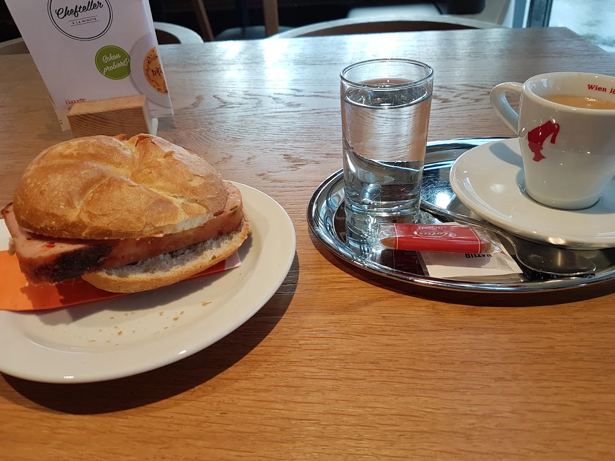 Essen und Trinken photo 2