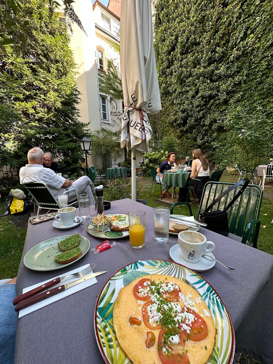 Essen und Trinken photo 3