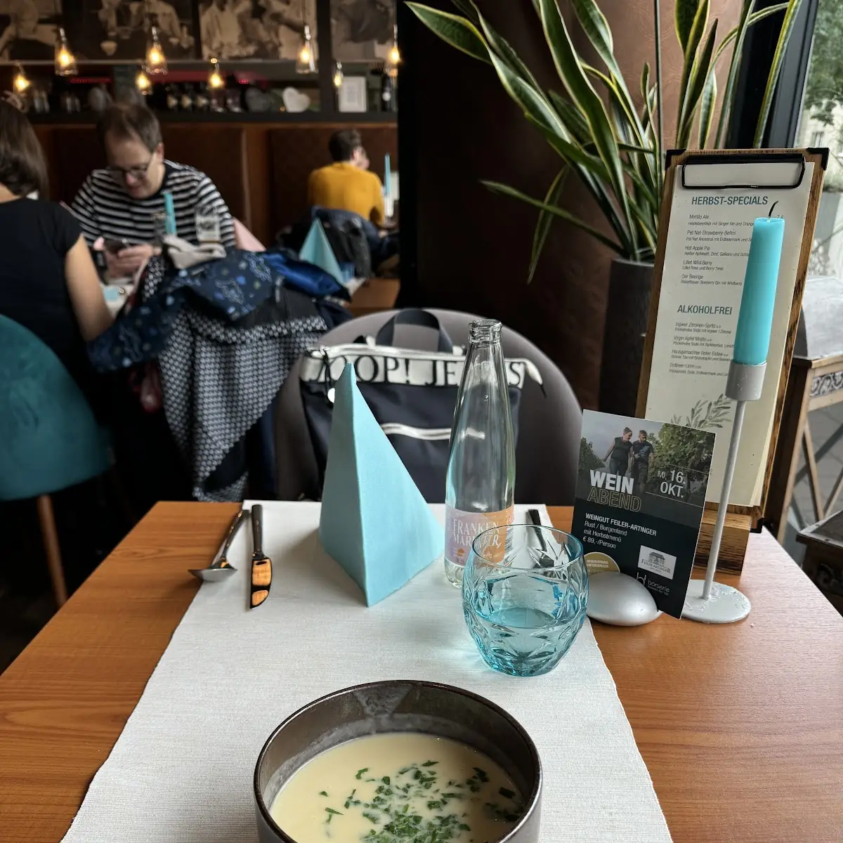 Essen und Trinken photo 2