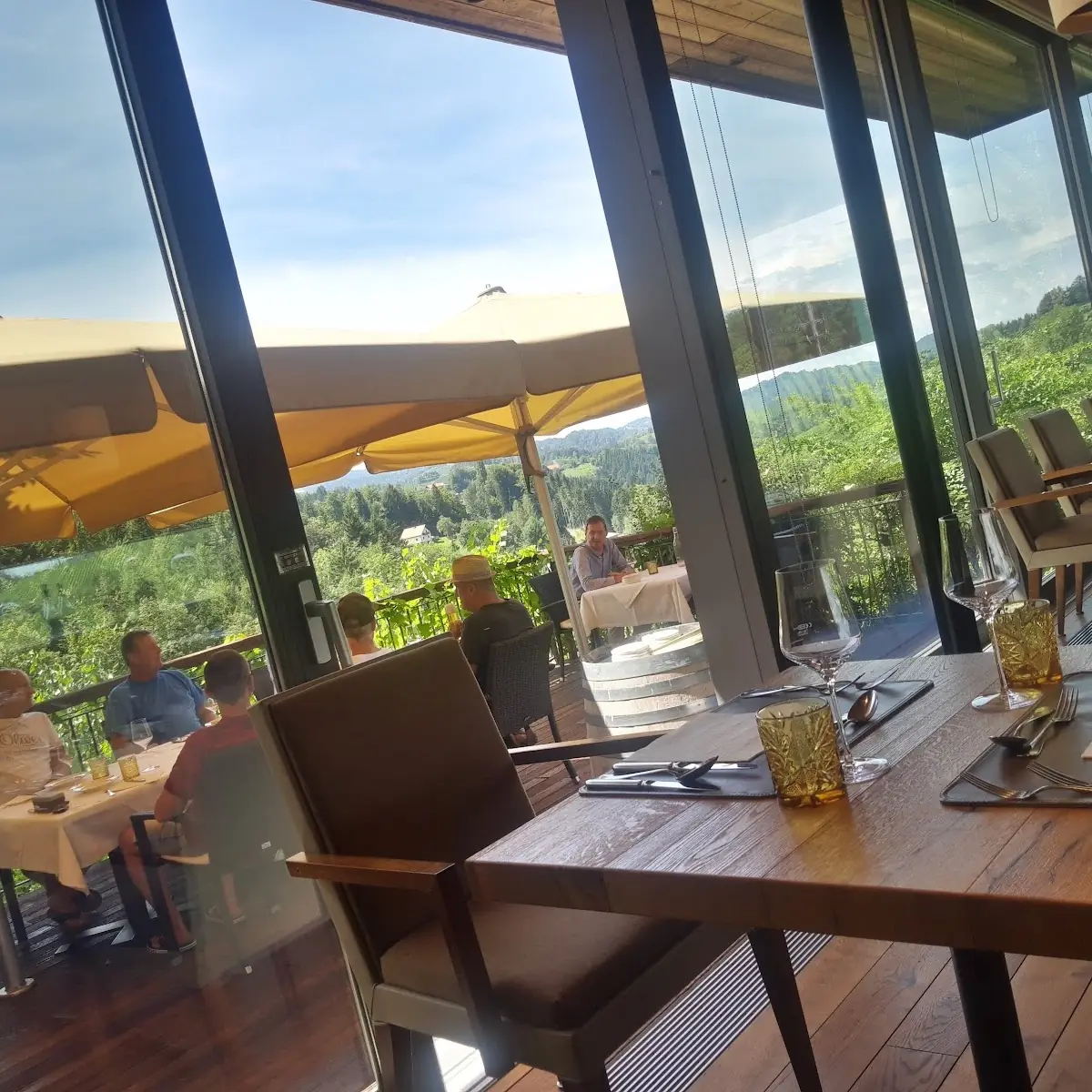 Atmosphäre, Kreuzwirt am Pößnitzberg
