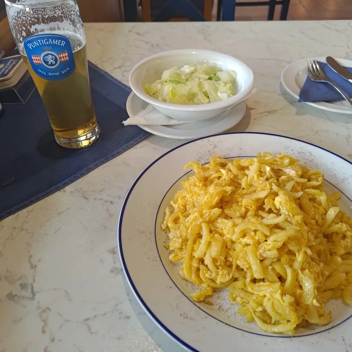 Essen und Trinken, Restaurant Katana Kafe & Grill
