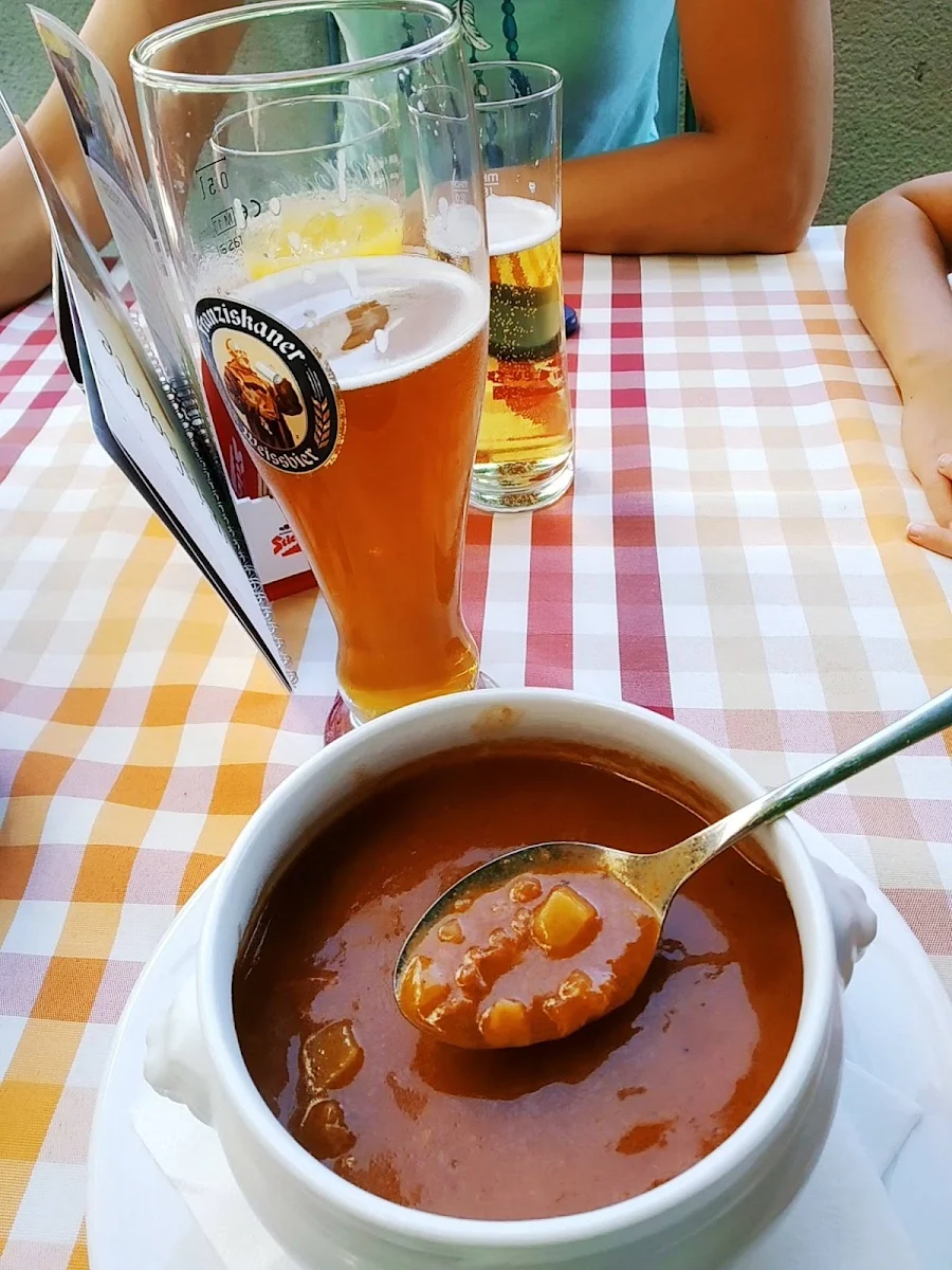 Essen und Trinken photo 2