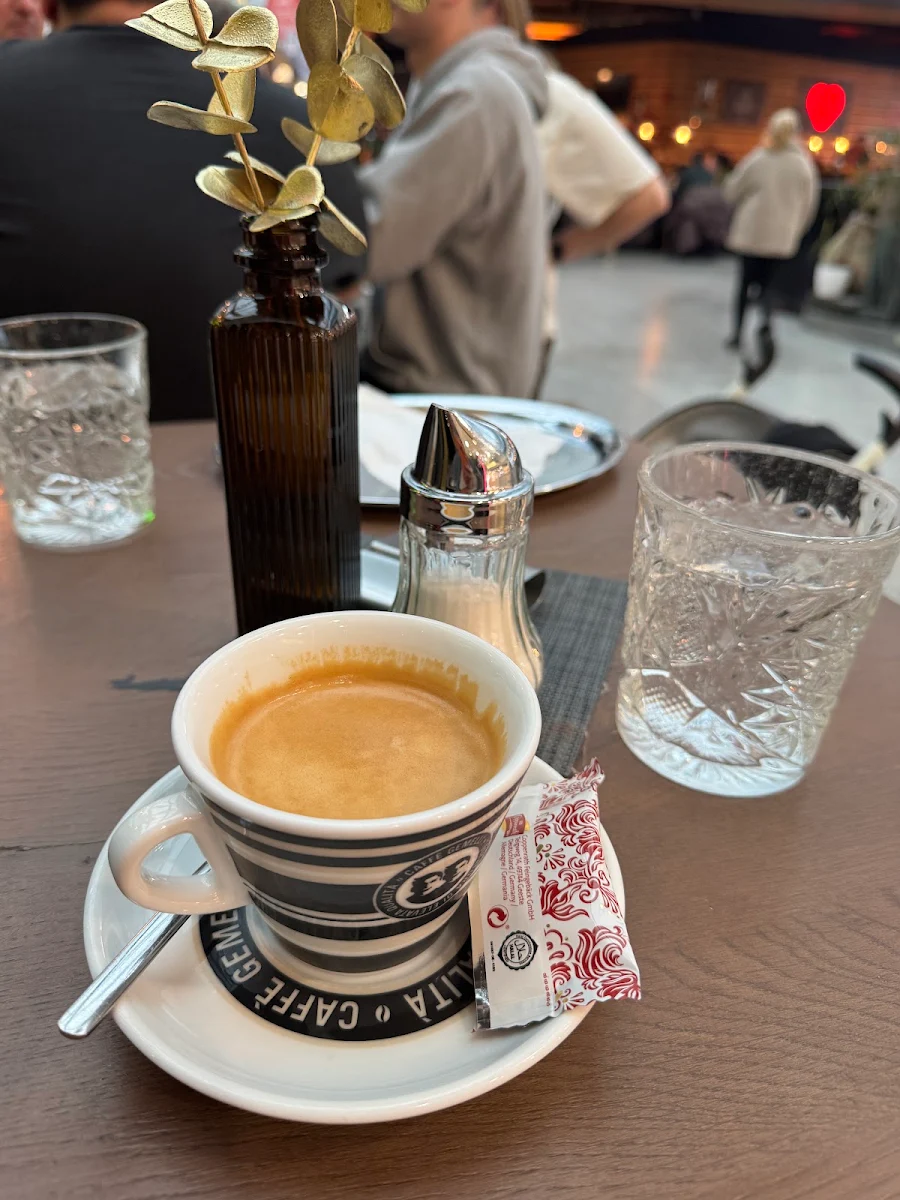Essen und Trinken photo 2