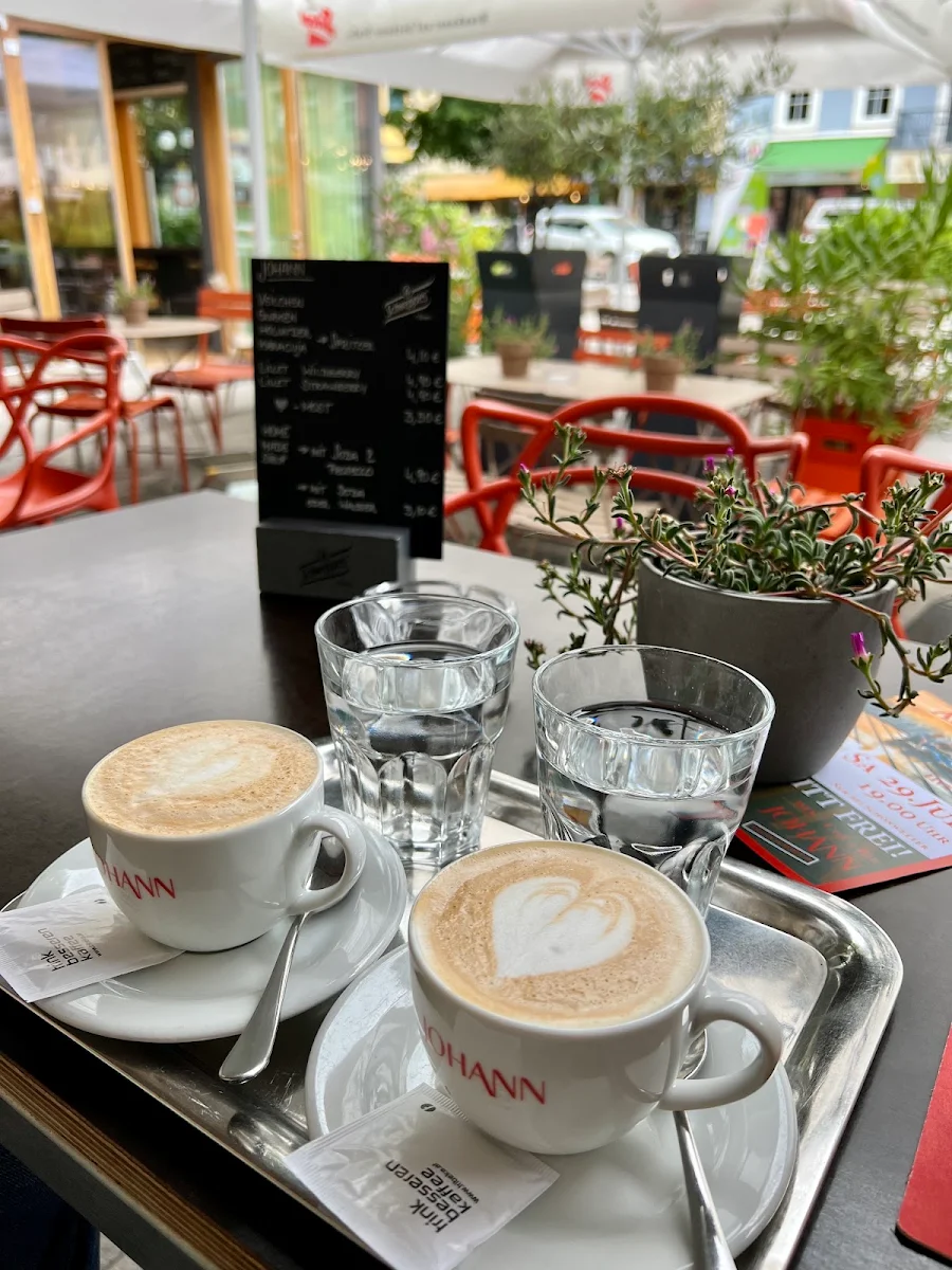 Essen und Trinken photo 1