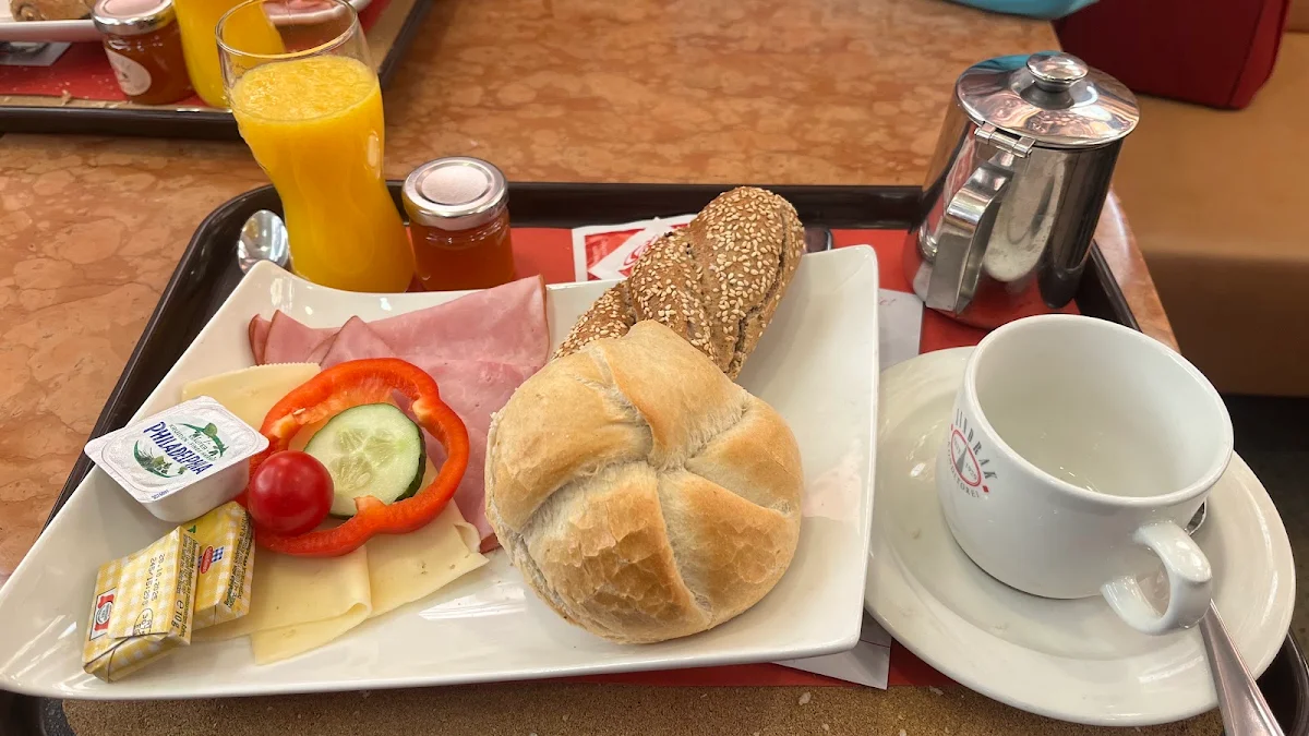 Essen und Trinken photo 2