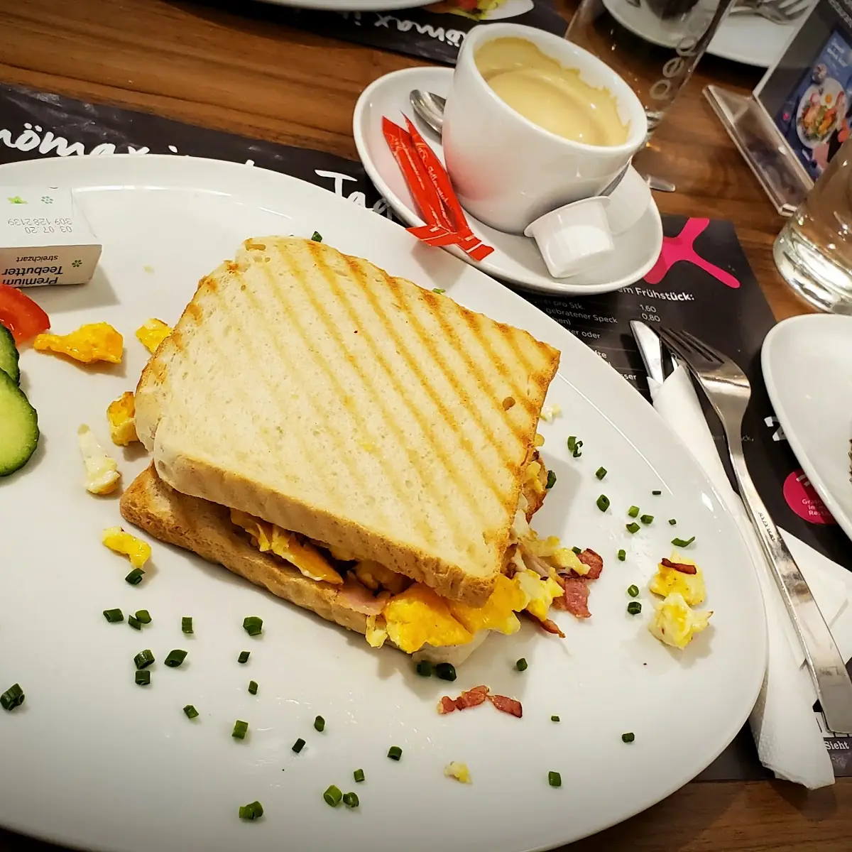 Essen und Trinken photo 3