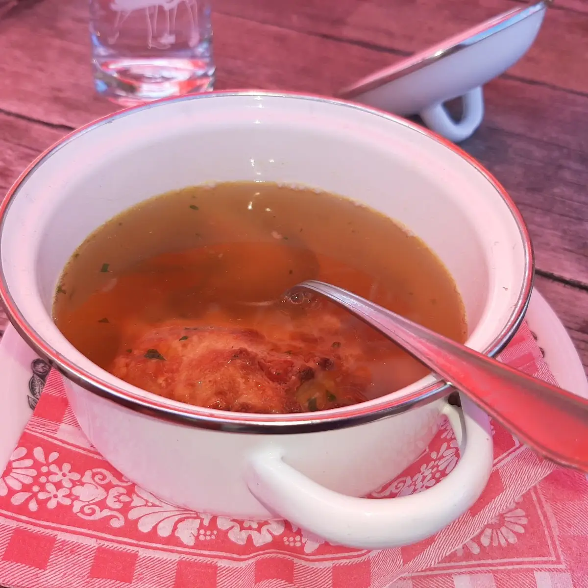 Essen und Trinken, Sausteigalm