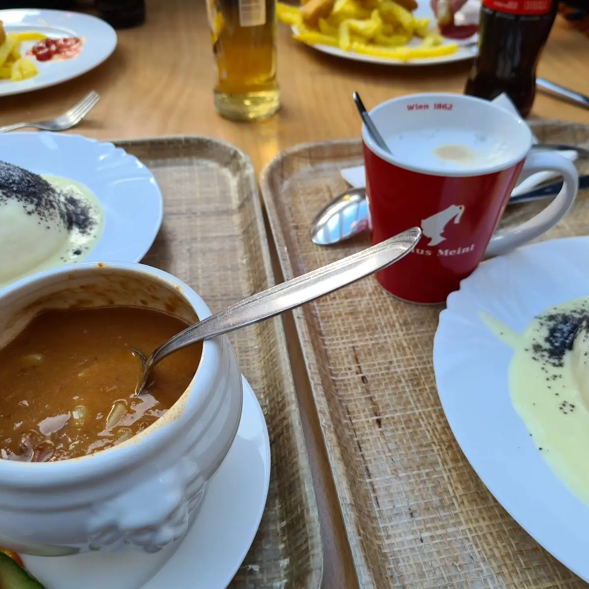 Essen und Trinken photo 2