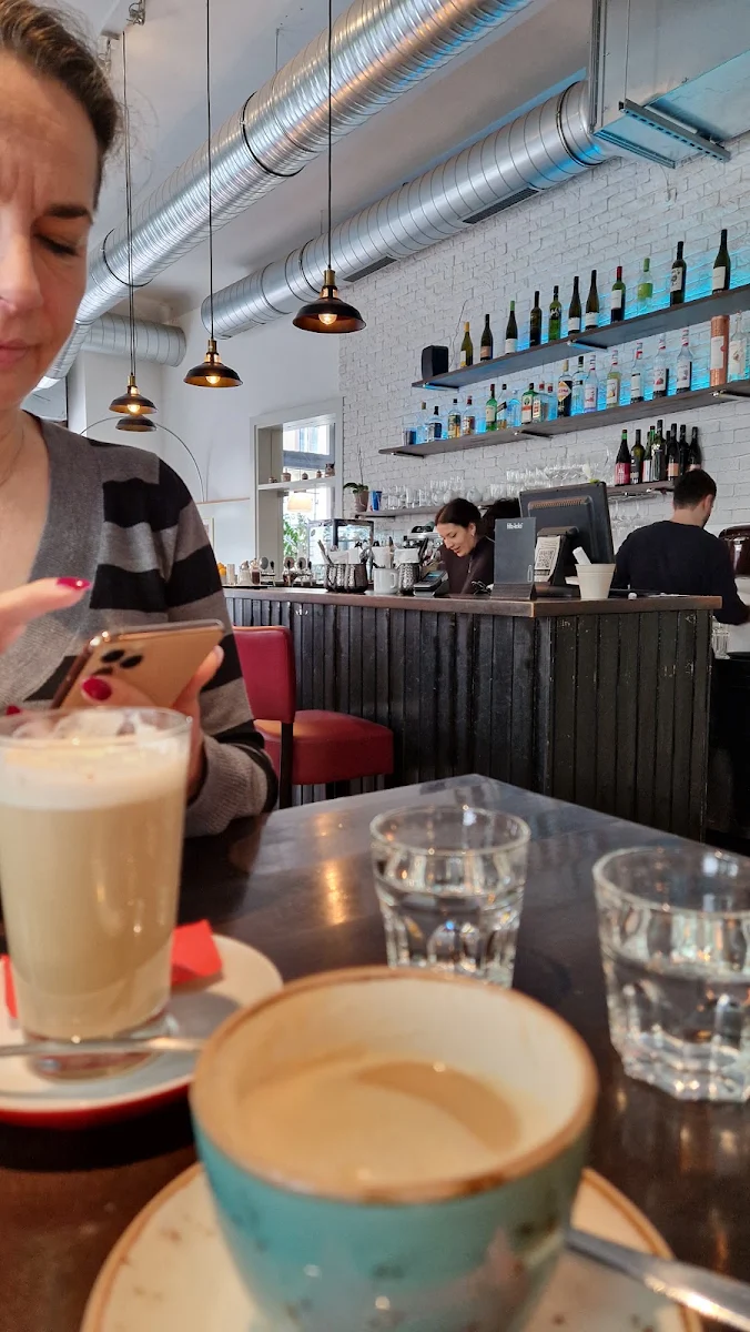 Essen und Trinken photo 2