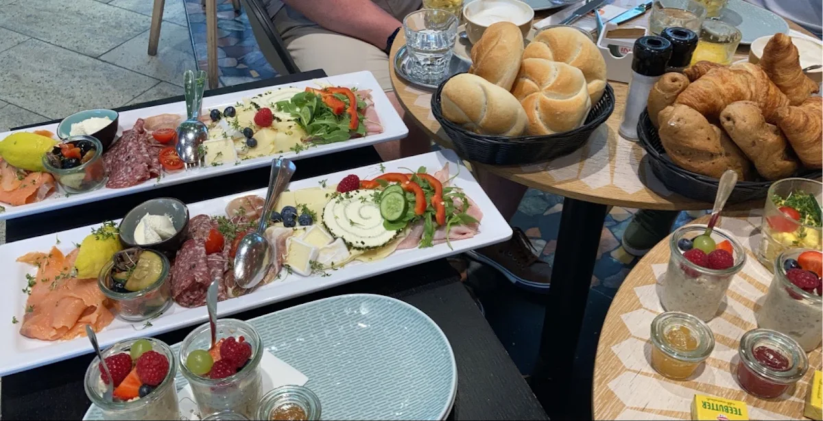Essen und Trinken photo 1