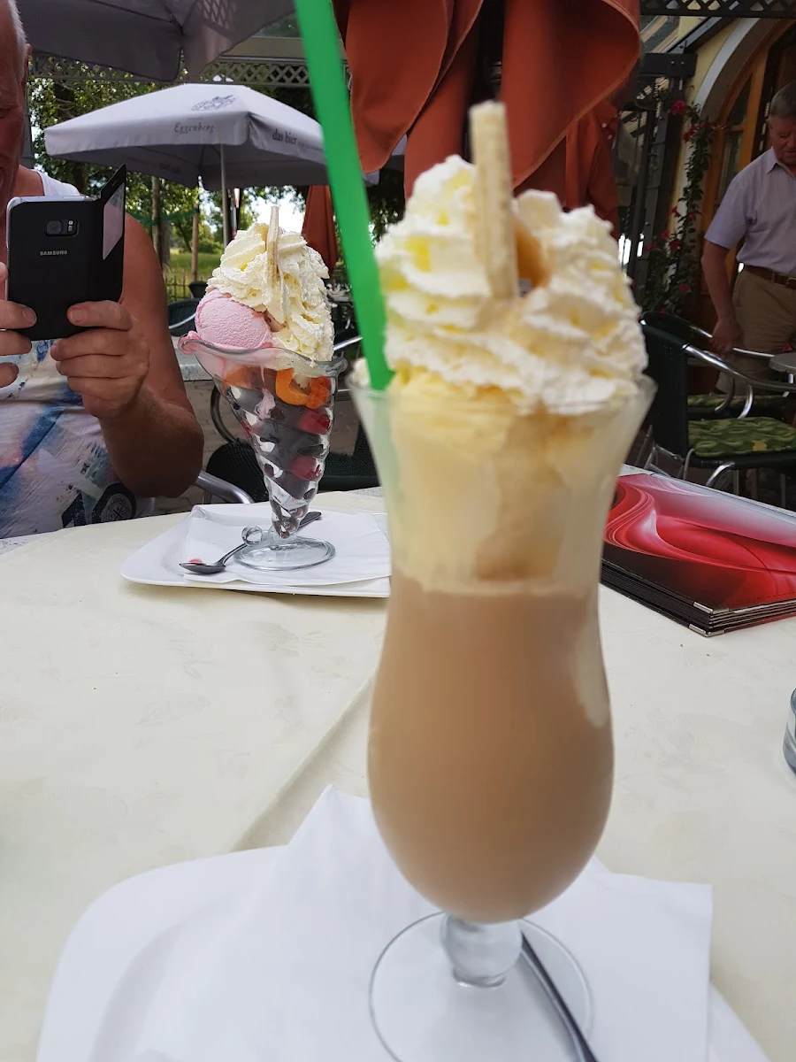 Essen und Trinken photo 8