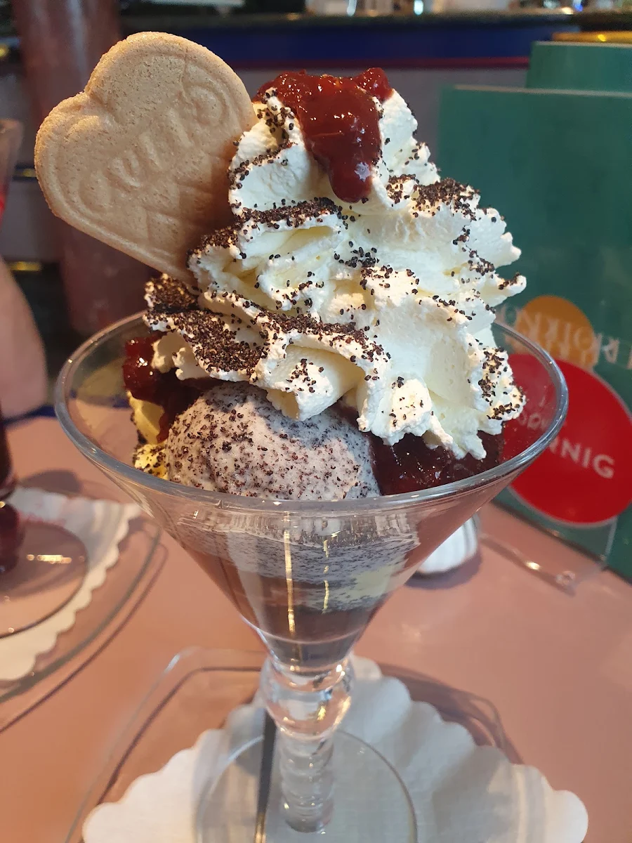 Essen und Trinken photo 1