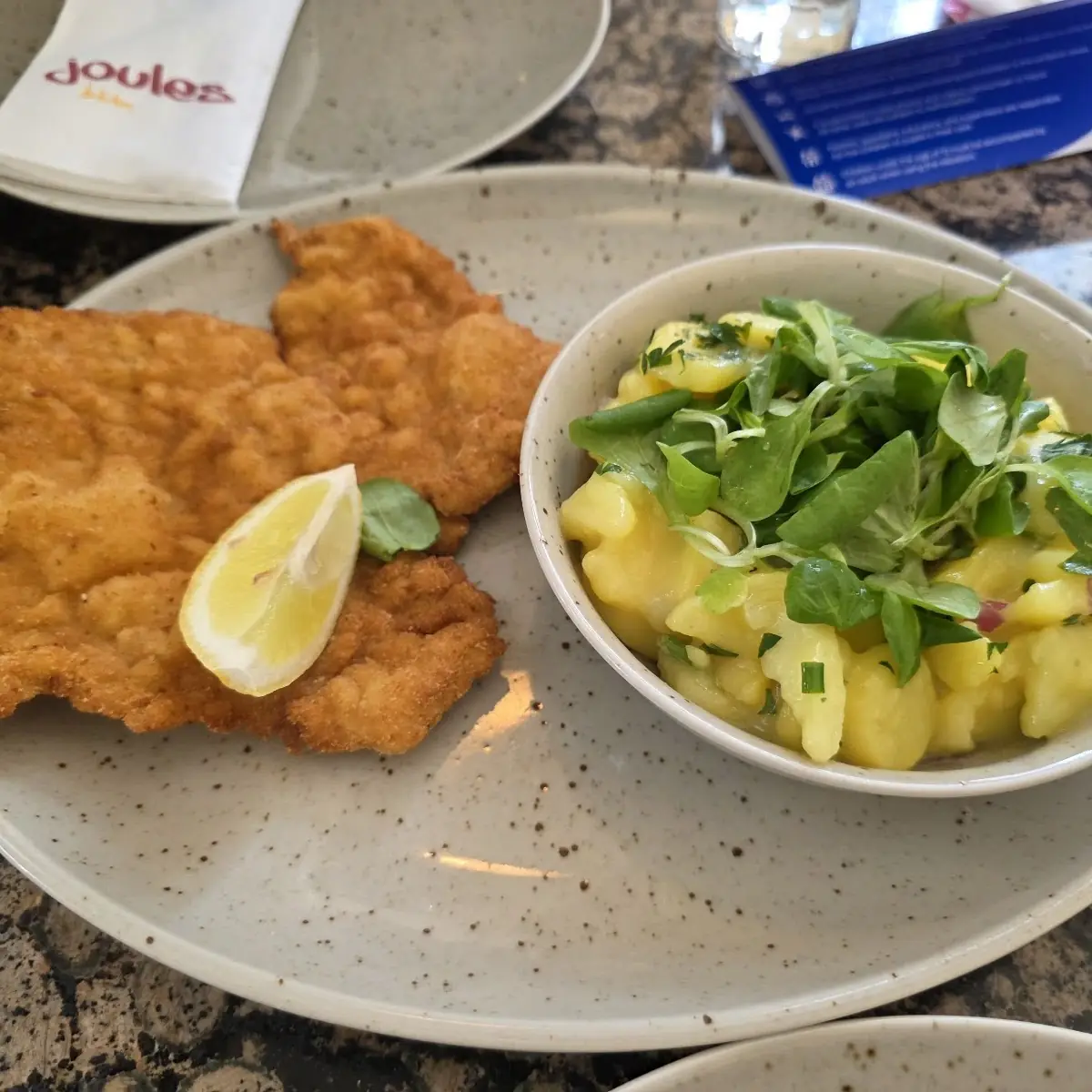 Essen und Trinken photo 3