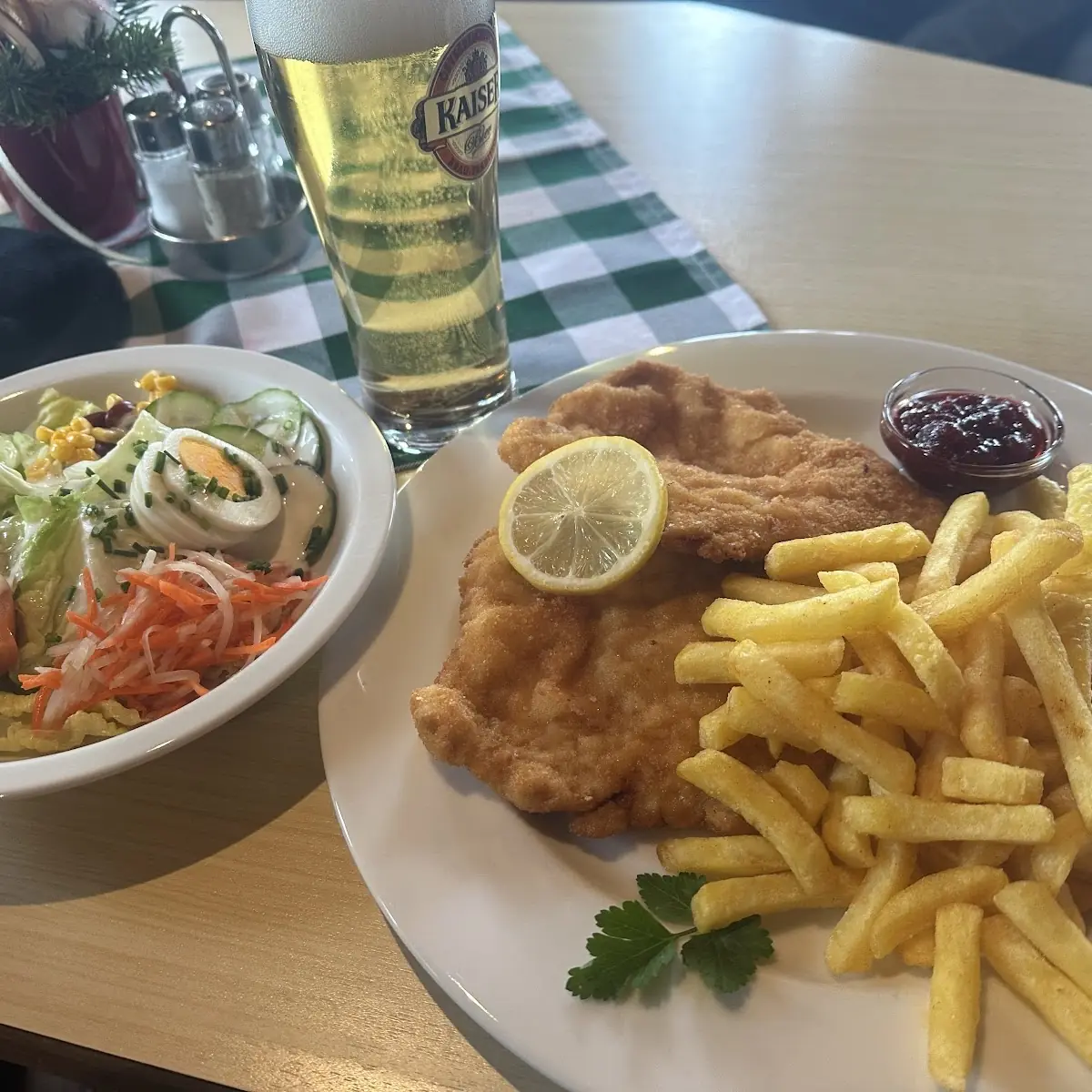 Essen und Trinken photo 3