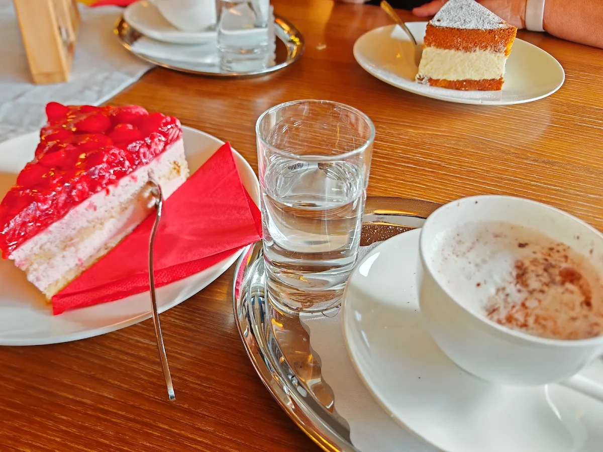 Essen und Trinken photo 1