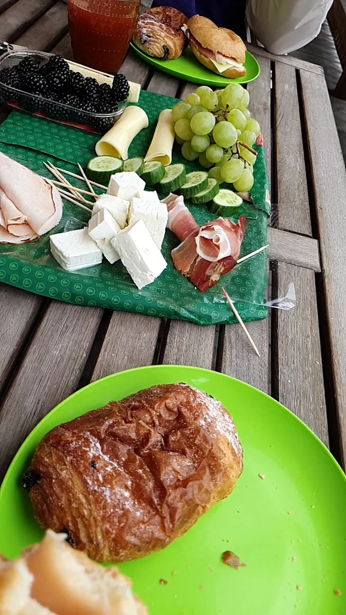 Essen und Trinken photo 2