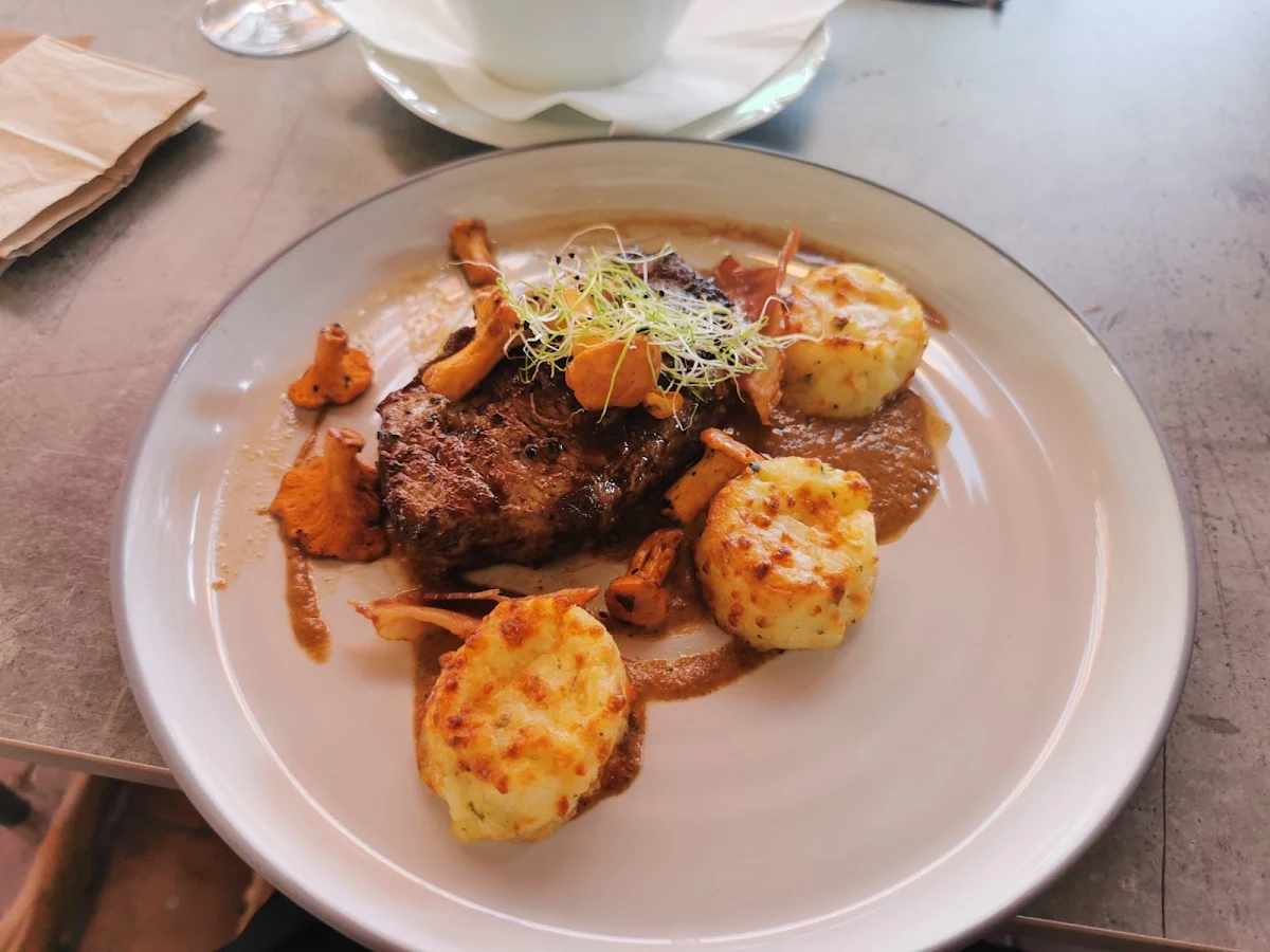 Essen und Trinken photo 2