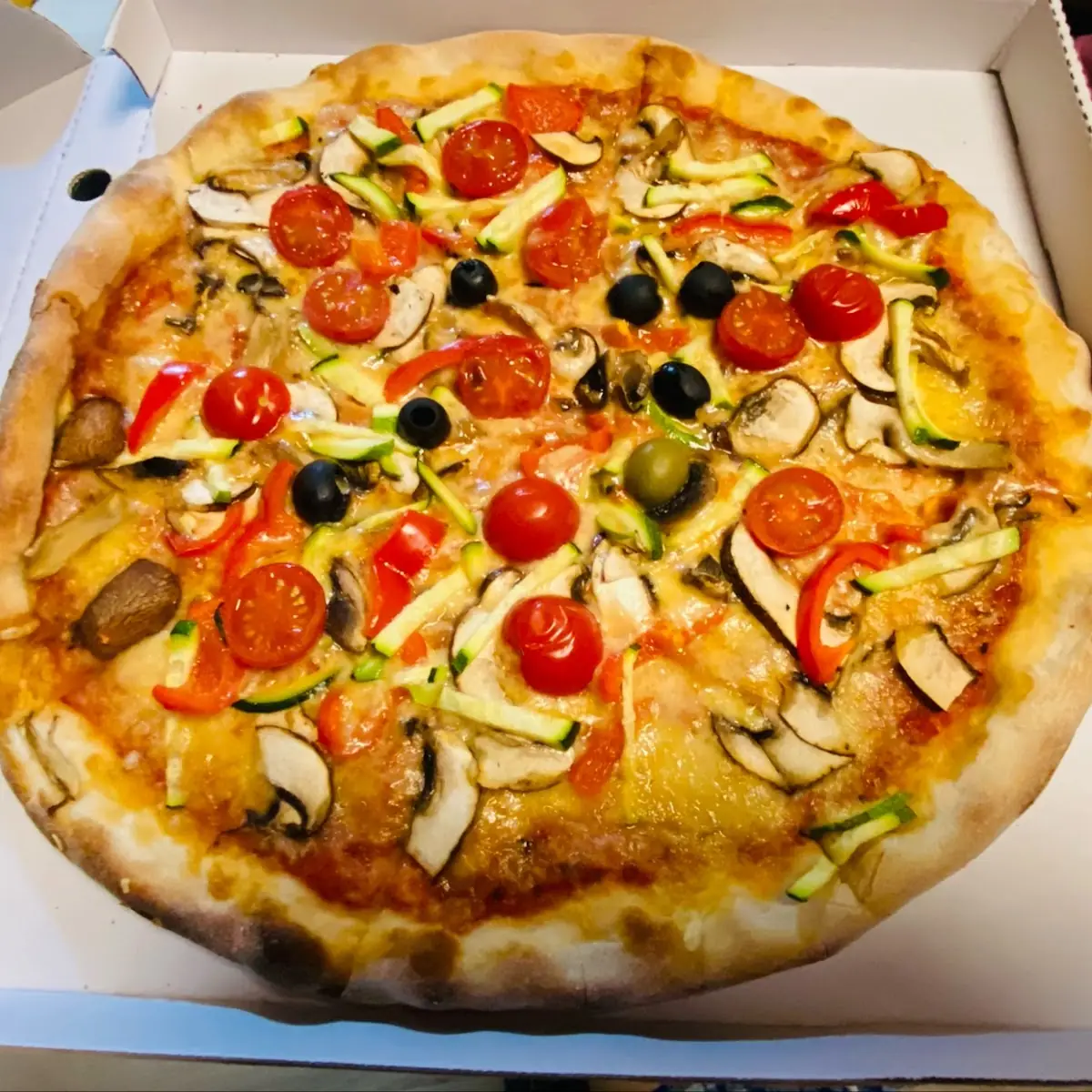 Essen und Trinken, Restaurant & Pizzeria Marina