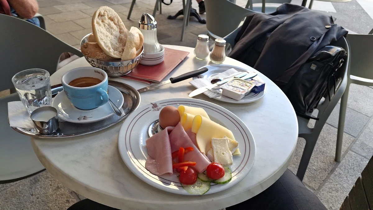 Essen und Trinken photo 4